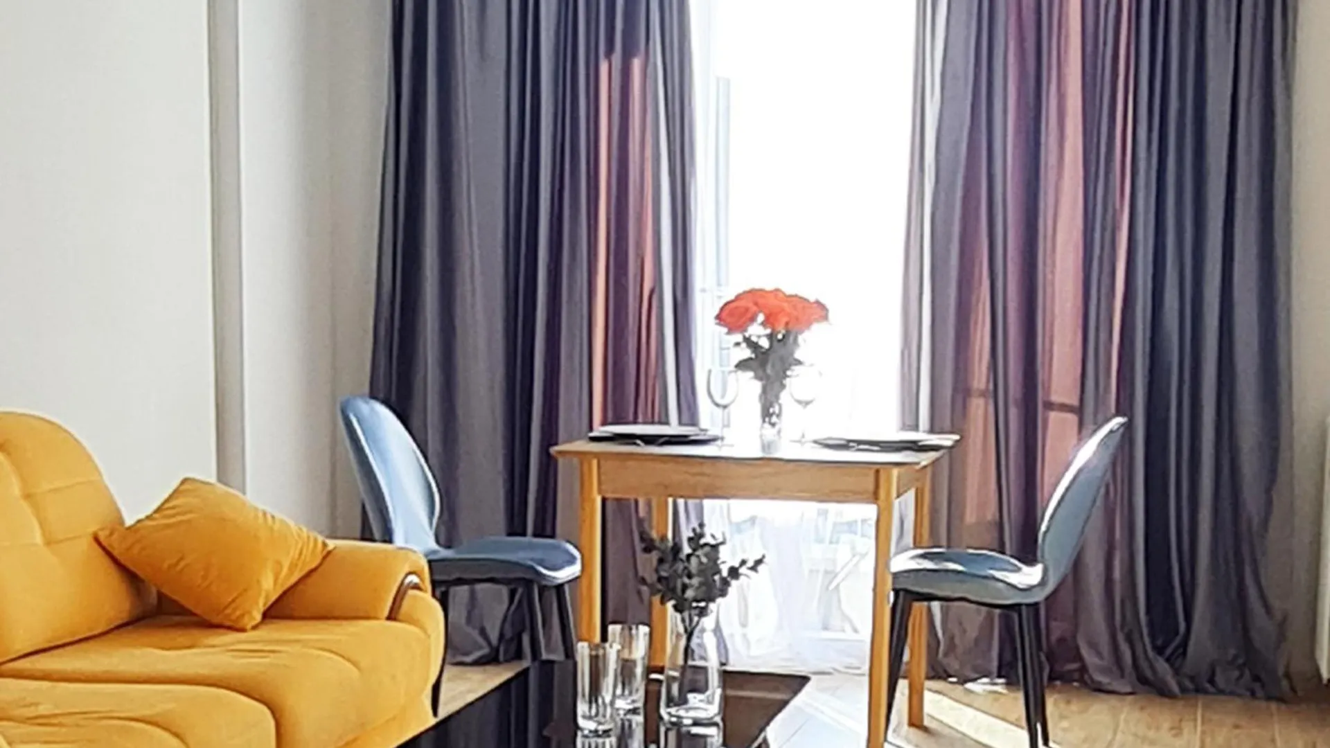 Seaside 2-Room 3-Balconies Apt#12 Stunning View Батуми